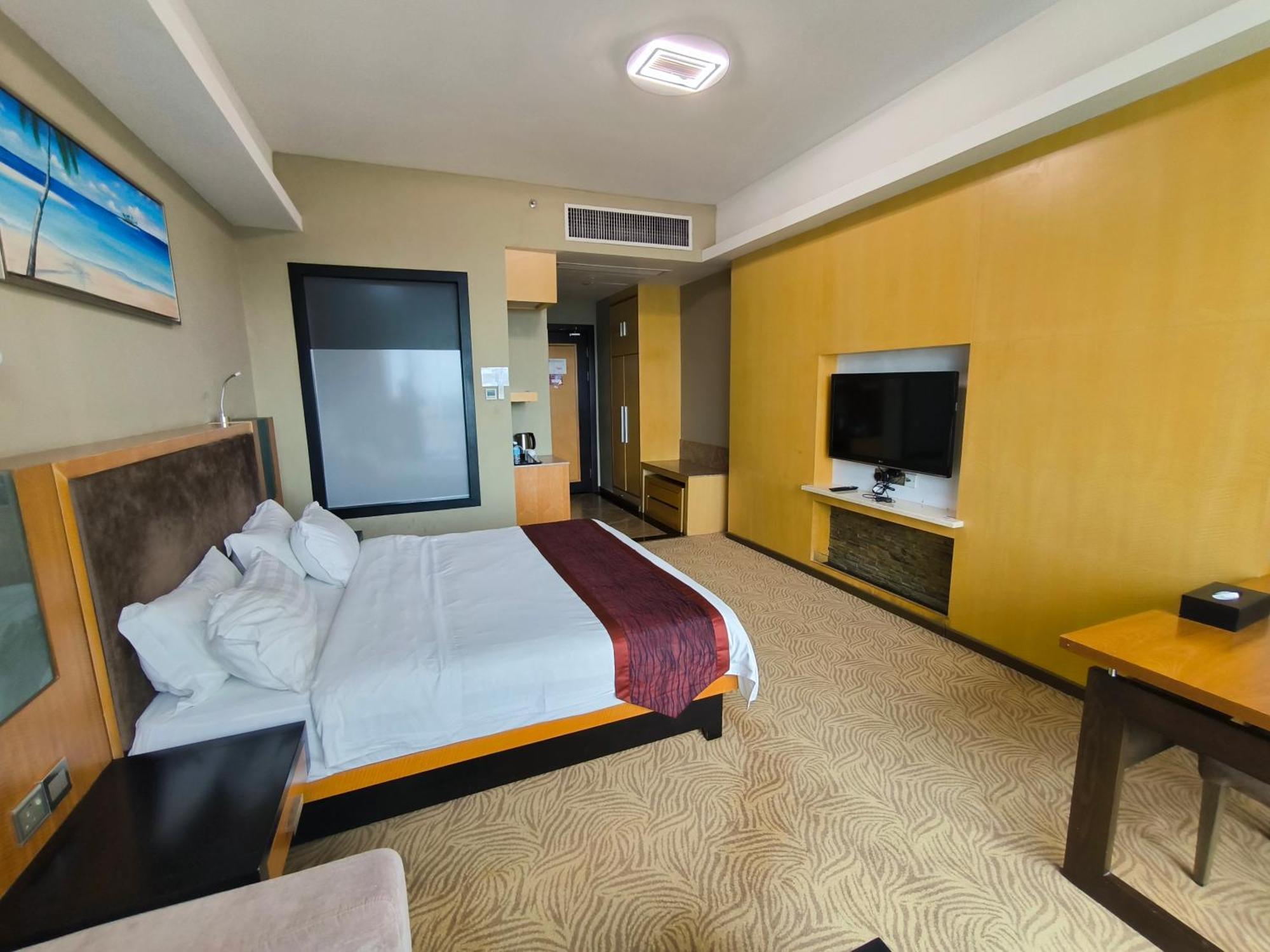 Meritz Hotel Miri Exterior photo