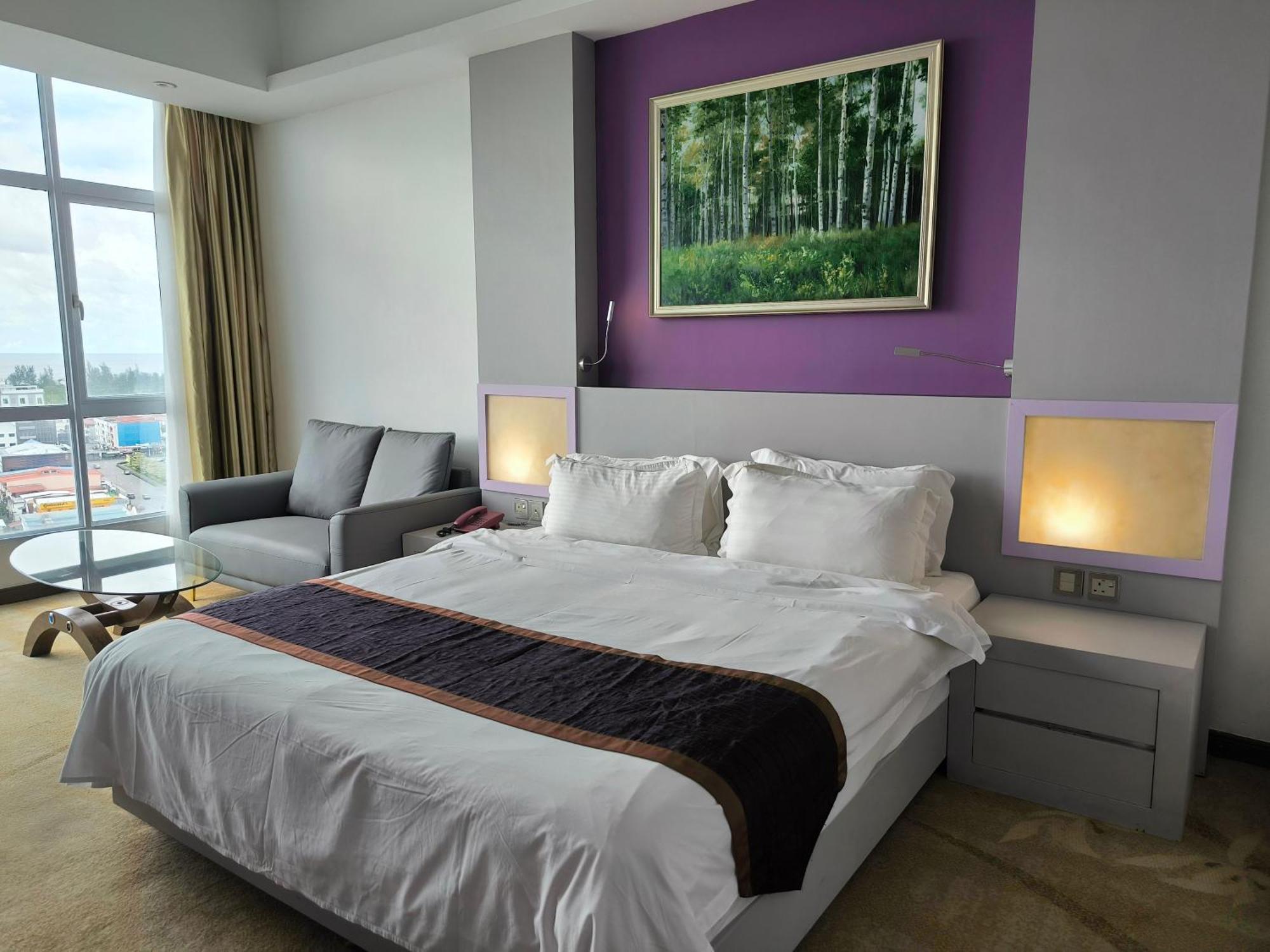 Meritz Hotel Miri Exterior photo