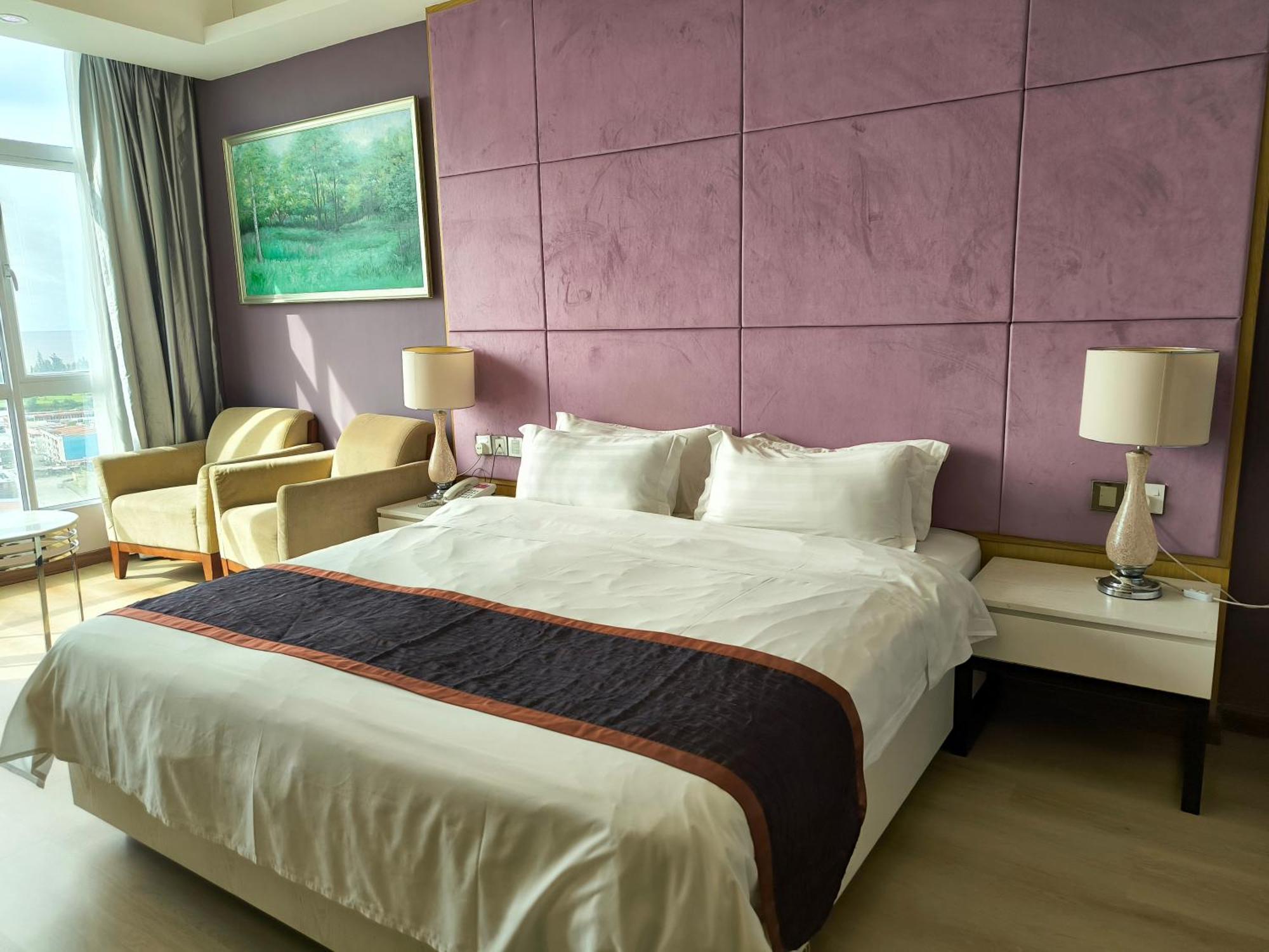 Meritz Hotel Miri Exterior photo