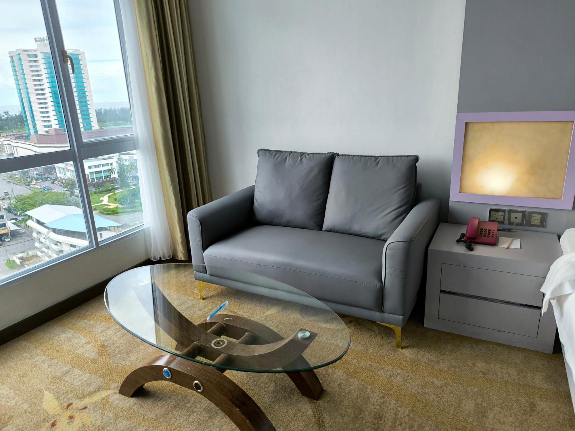 Meritz Hotel Miri Exterior photo