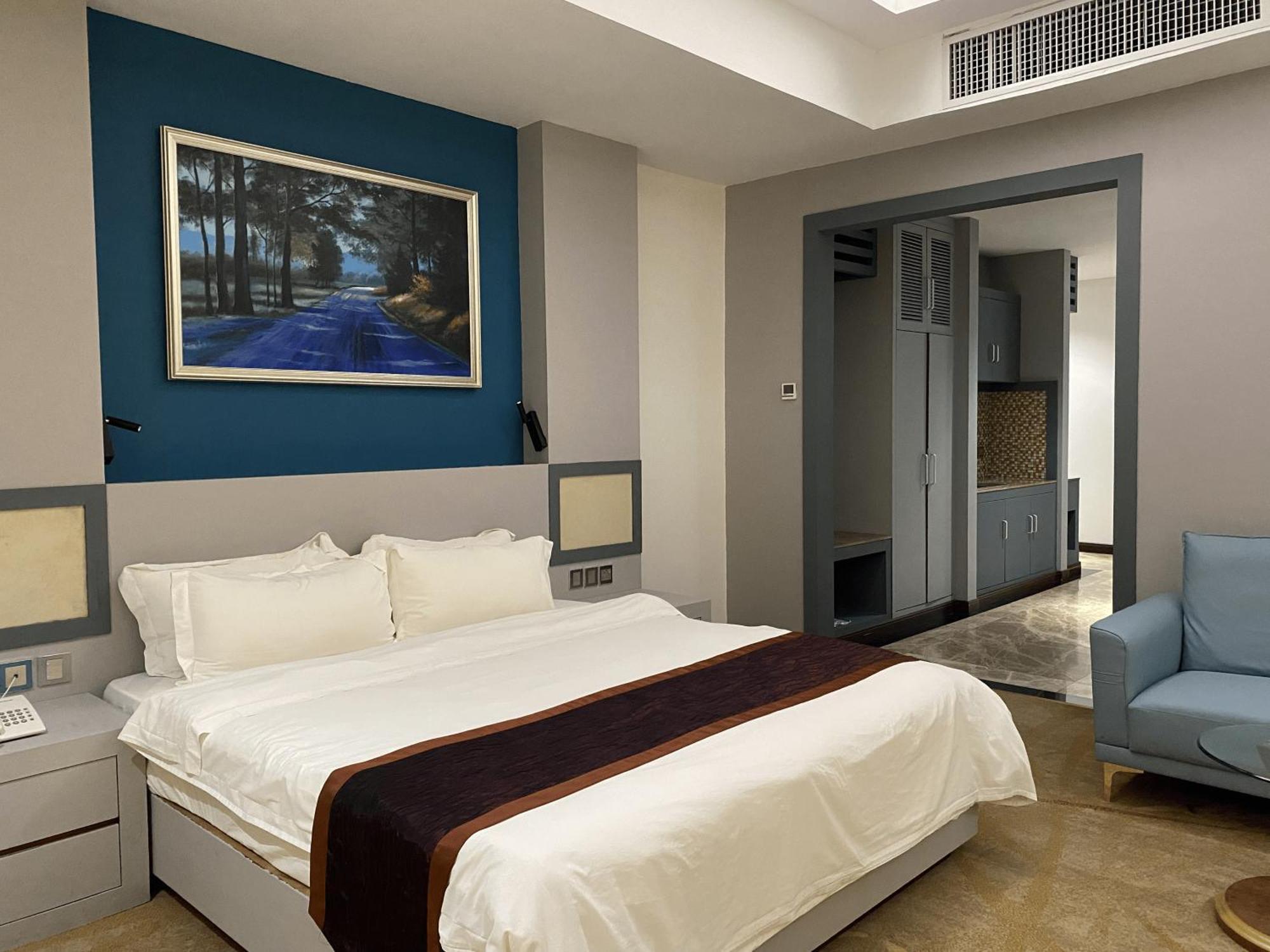 Meritz Hotel Miri Exterior photo